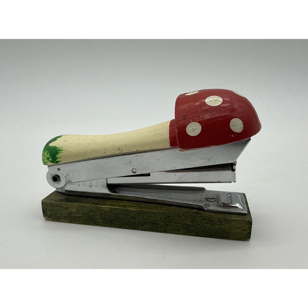 Vtg  60s 70s Amanita Red White Wood Mushroom Small  Stapler Lobeco Made In Japan - Picture 2 of 6